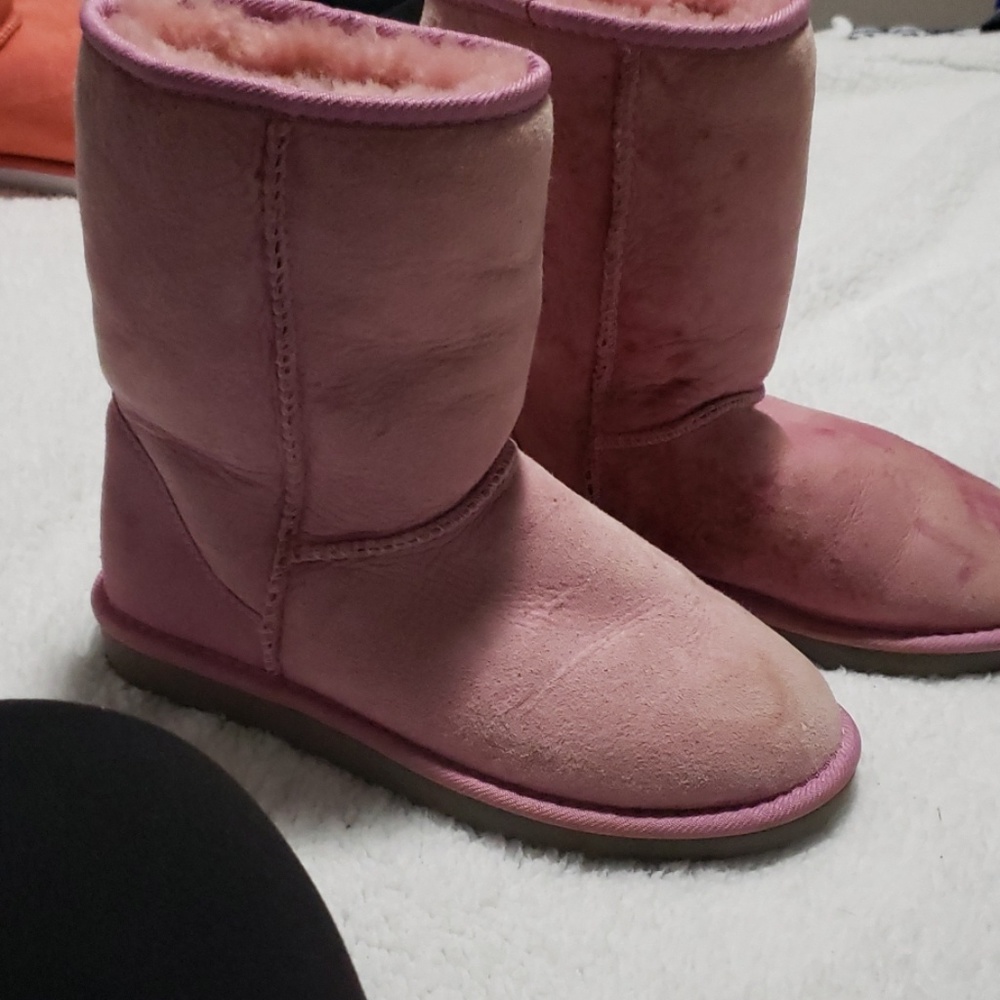 FREE w purchase! Pink UGG